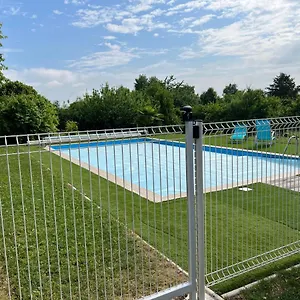  Hébergement de vacances De L'ebaupin France